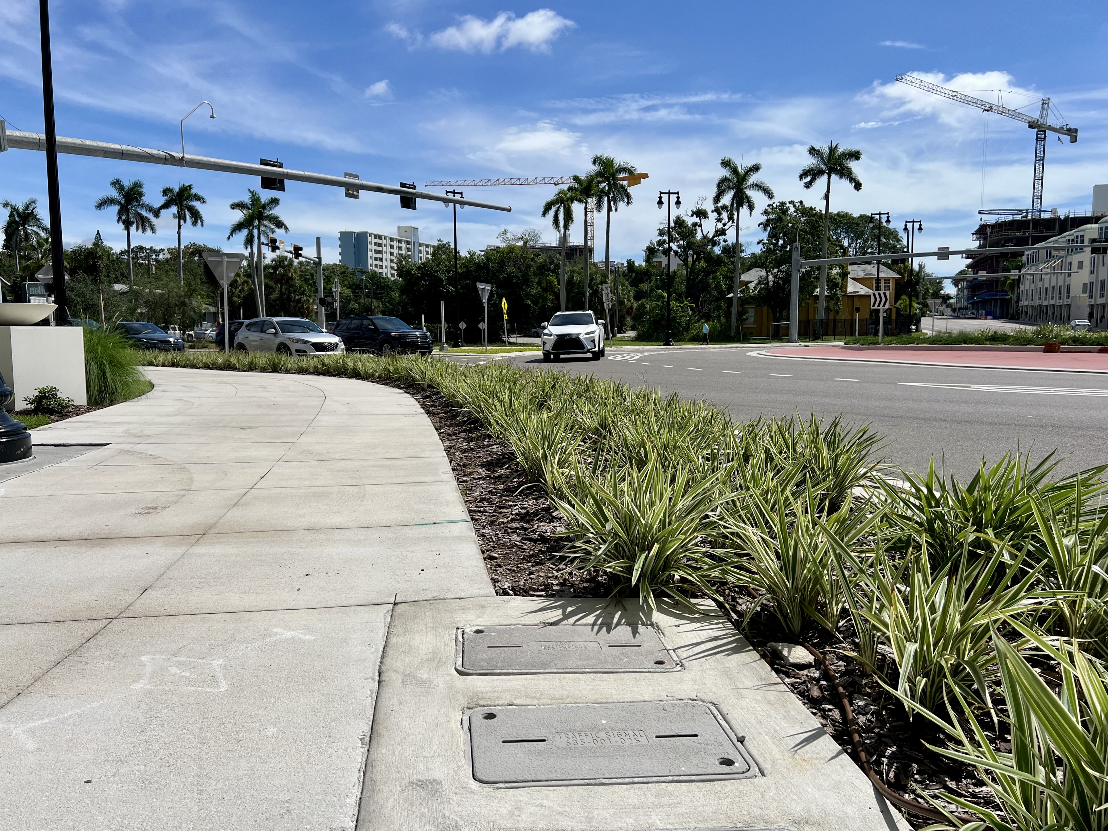 US-41-Fruitville-RAB-new-landscaping3.jpg